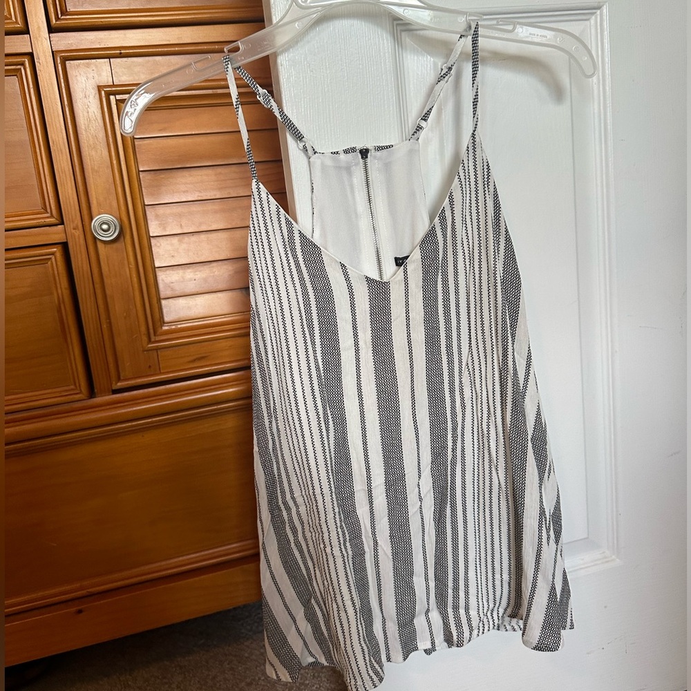 Staccato Tank - Picture 2 of 6